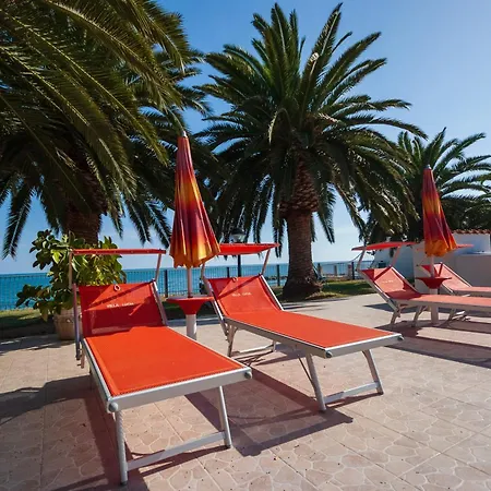 Lucia Апартаменты