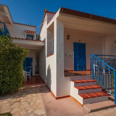 Апартаменты Lucia Маттината