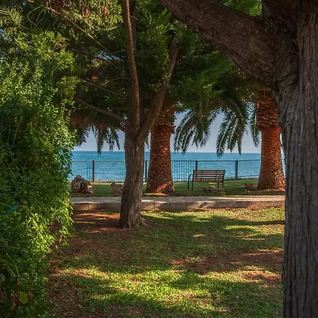 Апартаменты Lucia Маттината