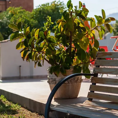 Апартаменты Lucia Маттината