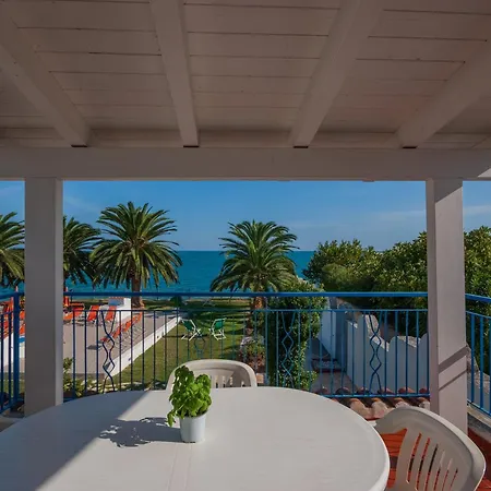 Lucia מאטינאטה